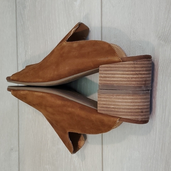 Lucky Brand "Like New" Noomrie Slide Suede Heeled  Sandals shoes sz 7M - Picture 8 of 13